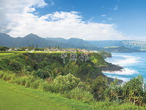 Makai Course海岸景致非常诱人，尤以第7洞为甚。此洞球道旁为太平洋，白浪连天，一浪接一浪，风光无限。