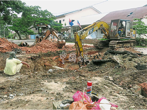 贞德路建筑排水沟工程，已进入尾声。