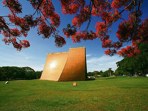 路思義教堂是東海大學最具代表性的建築。