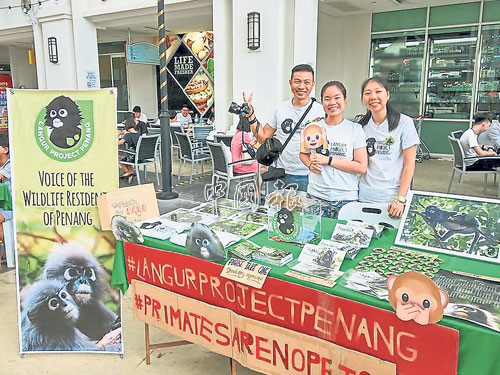  ■Langur Project Penang日前在新海峡广场筹办活动，提升民众对食叶眼镜猴的认识。