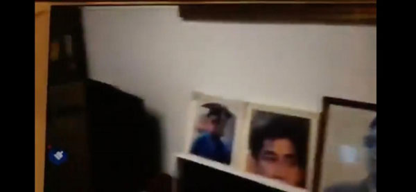 陈妈妈位于番禺的家中，放满Danny的照片。