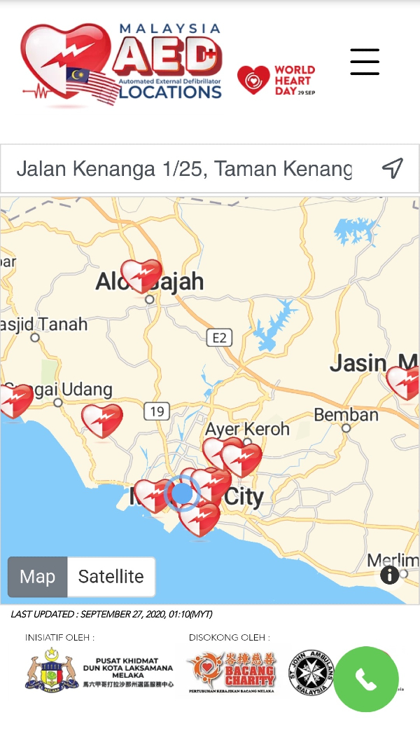 “Malaysia AED Locations”网页上“爱心”标志显示甲州设有AED之地，右下角电话筒标志让民众点击拨打999紧急热线。