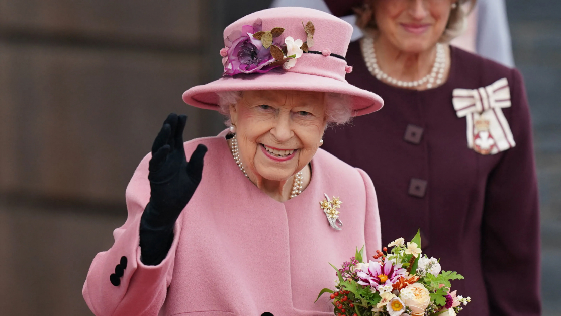 英女王驾崩，享寿96岁。
