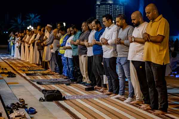 Anwar,Saudi Arabia,pray