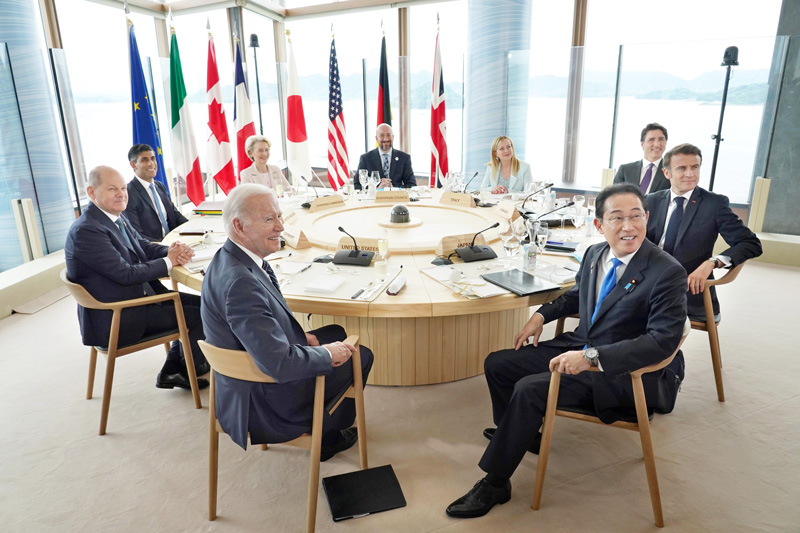 G7领袖峰会19日在日本广岛市举行，七国元首与欧盟执委会主席、欧盟高峰会主席出席圆桌会议。