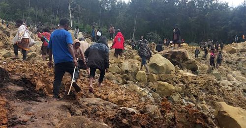 巴布亚新几内亚土崩 村庄被埋逾300人死亡