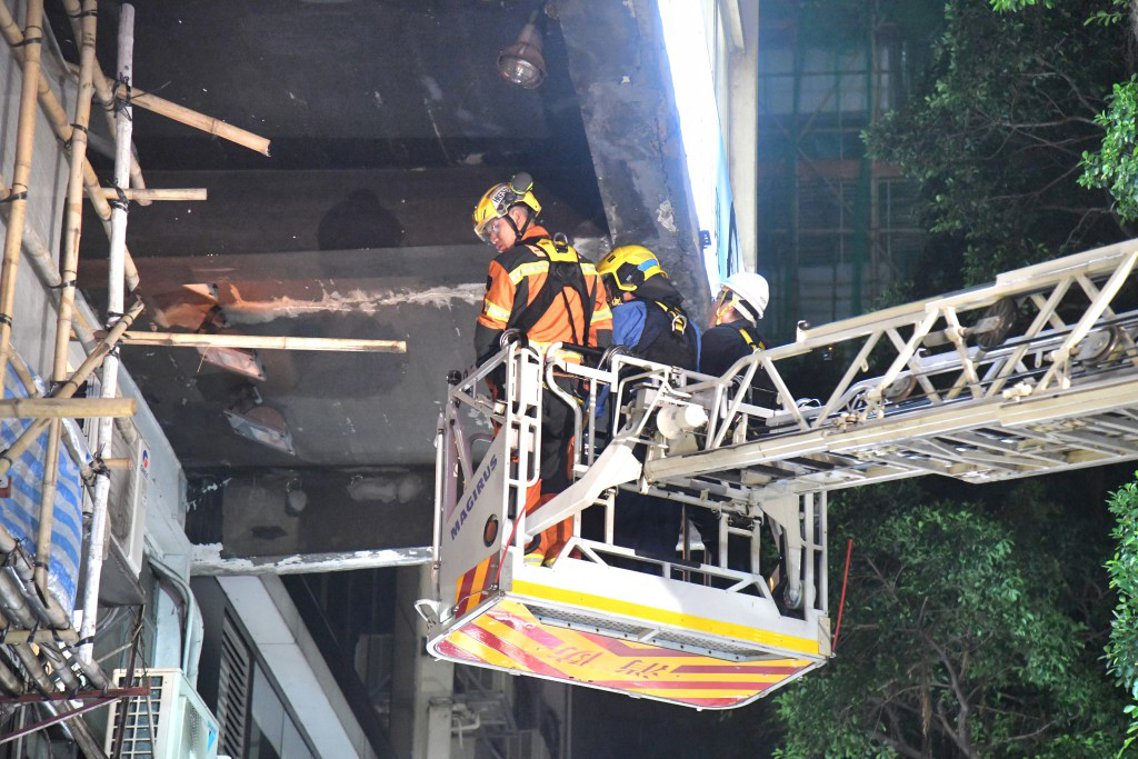 独家｜港闹市坠石屎块 大马男子爆头