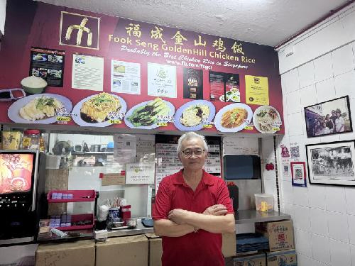 超级佛心！鸡饭店体贴长者 2元一包卖足28年