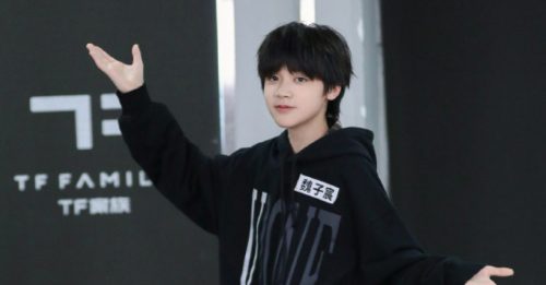 TFBOYS 13岁师弟爆遭霸凌 妈声明内容掀网痛喊“不要妥协”